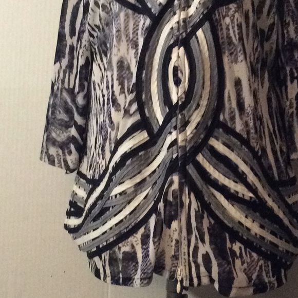 Obstinee by IKA animal print blouse elb/sleeve #16 - Picture 3 of 8